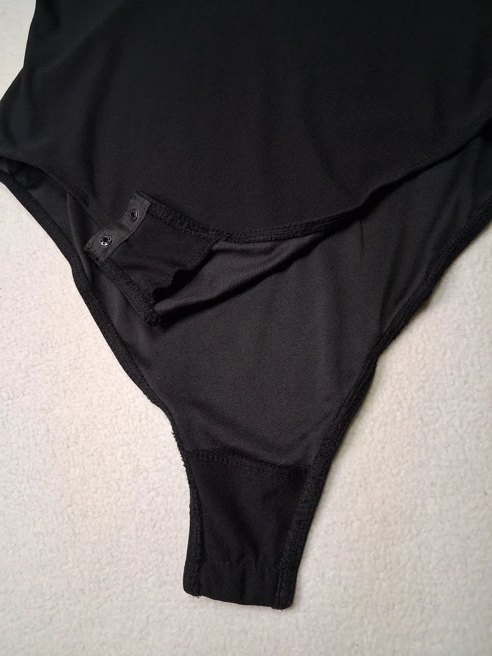 4/20$ Ardene Black Lace-Trim Bodysuit - Picture 5 of 7